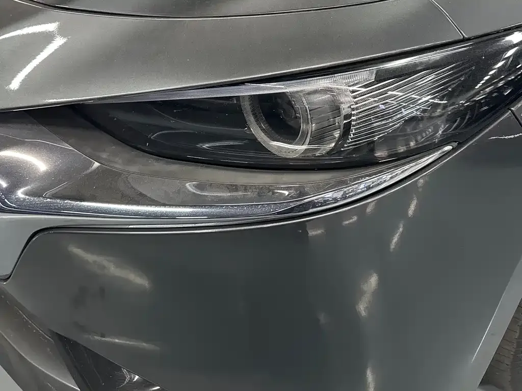 Mazda 3 Axela 2023 из CN, фото 10