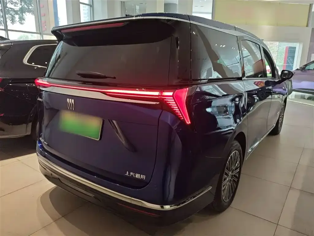Buick GL8 Hybrid 2024 из CN, фото 7