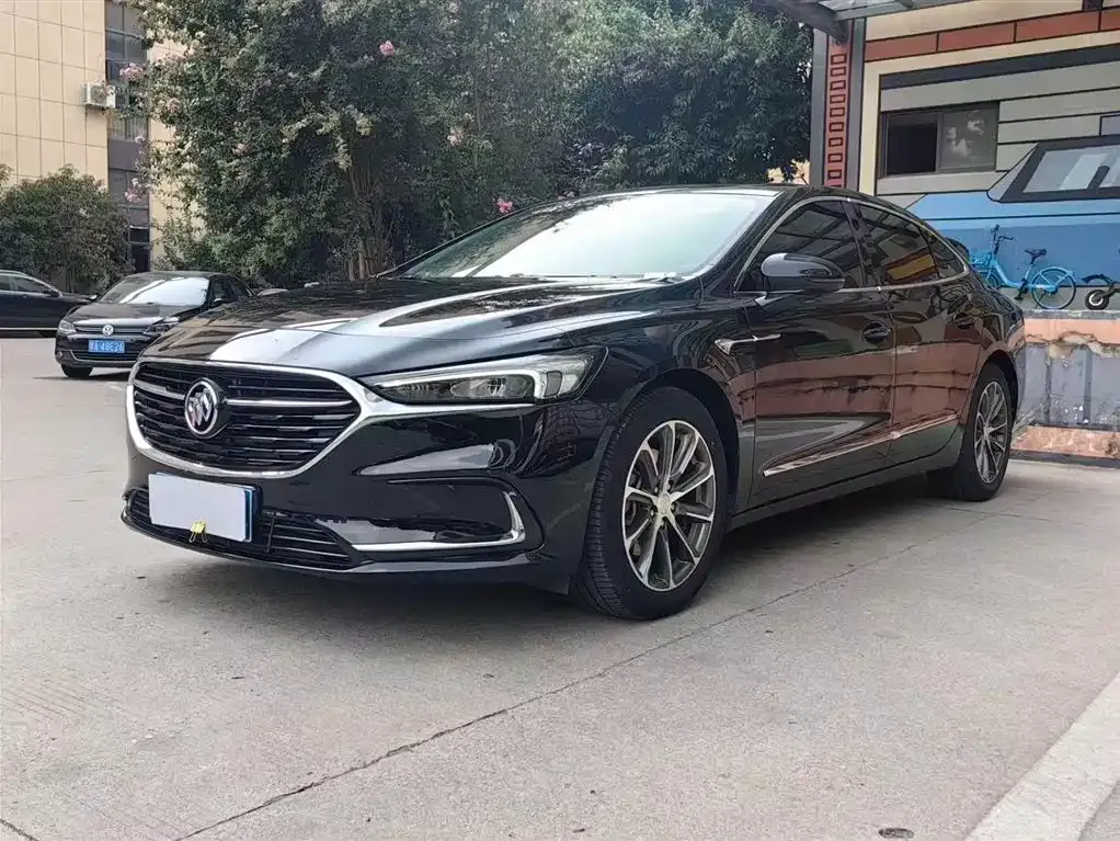 Buick LaCrosse 2023 из CN, фото 1