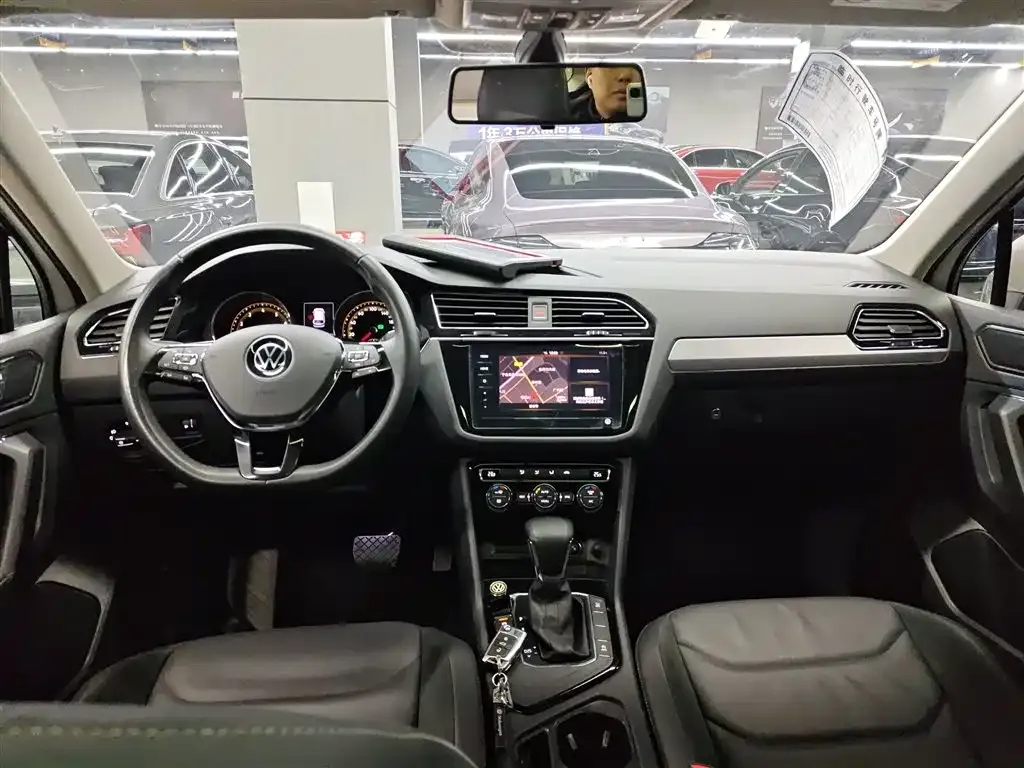Volkswagen Tiguan L 2021 из CN, фото 10