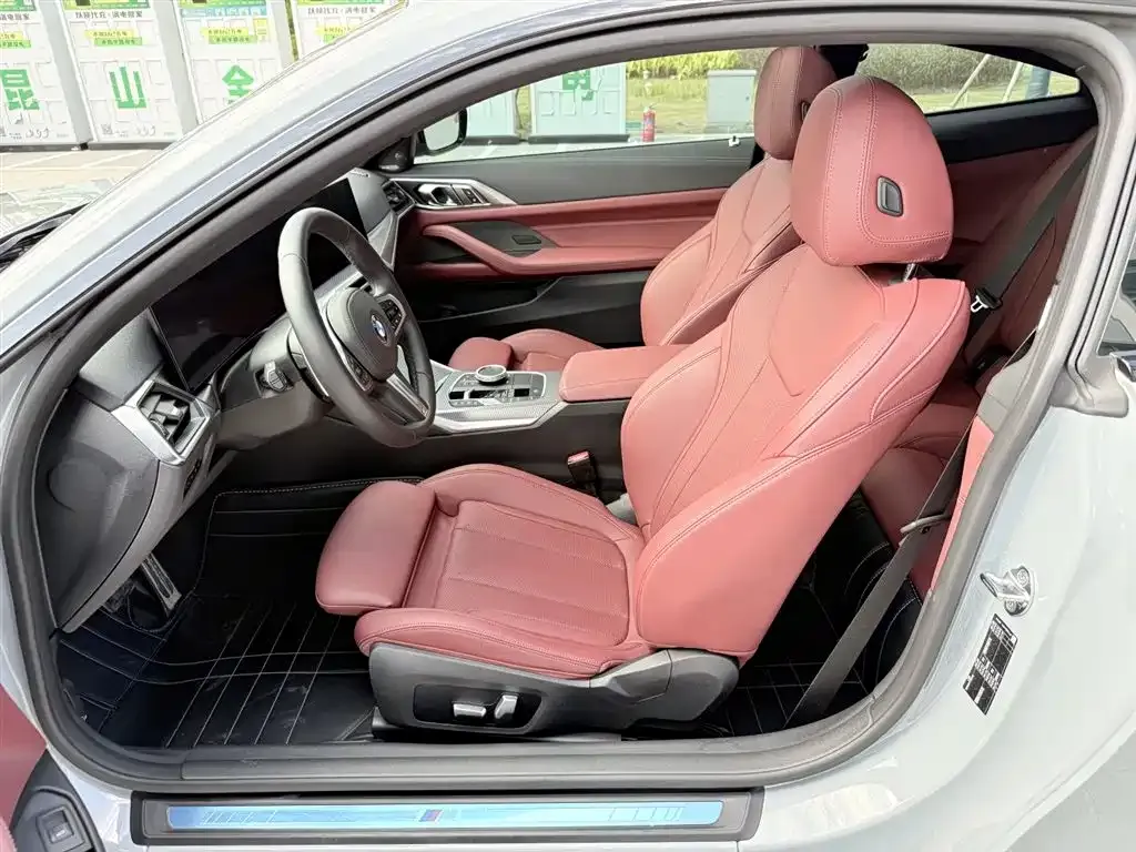 BMW 4 Series 2023 из CN, фото 7
