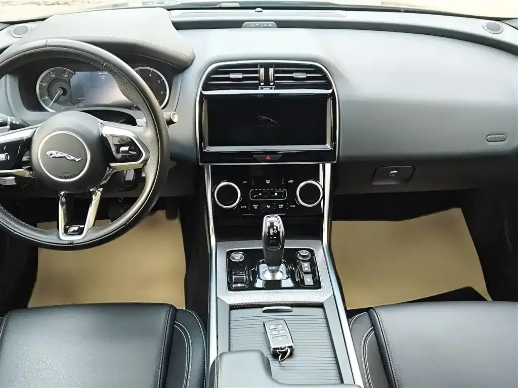 Jaguar XEL 2023 из CN, фото 10