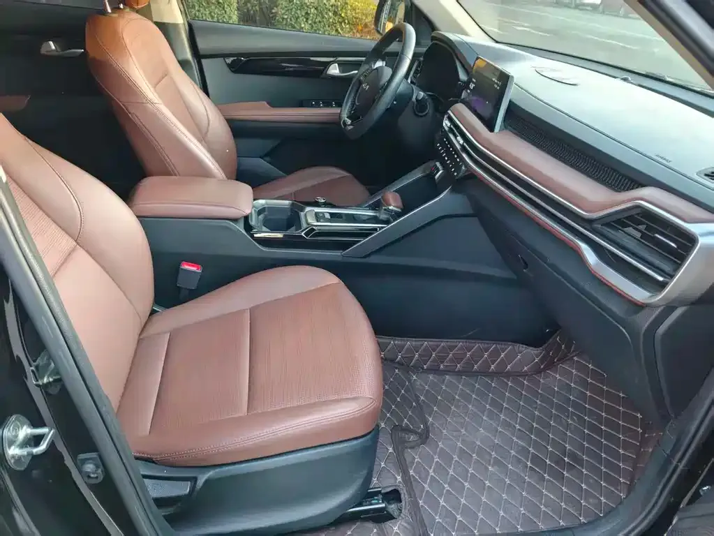 Kia Sportage — фото 10