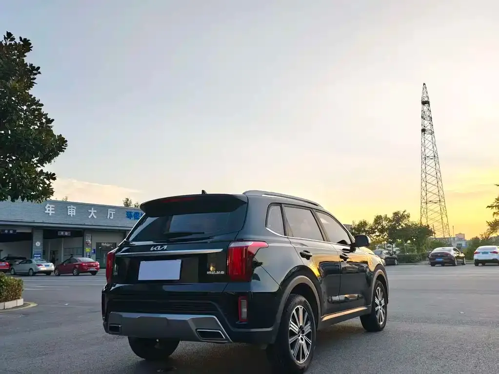 Kia Sportage — фото 5