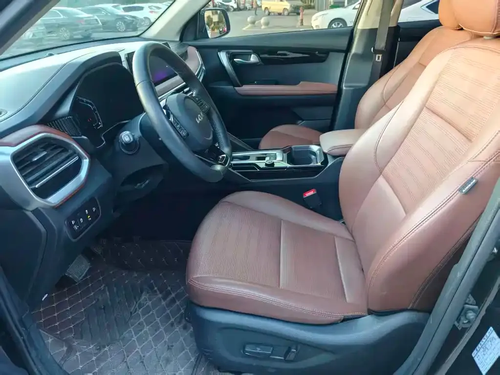 Kia Sportage — фото 6