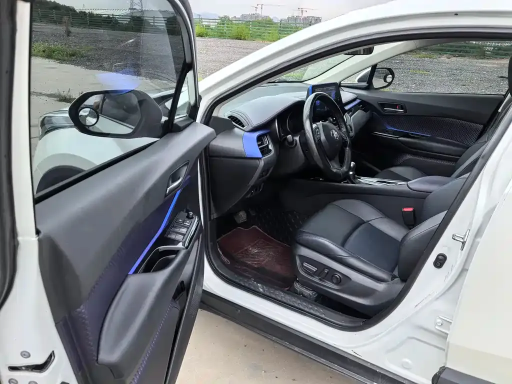 Toyota C-HR 2021 из CN, фото 7