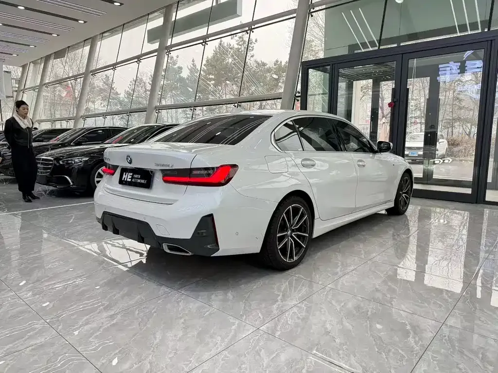 BMW 3 Series 2023 из CN, фото 6
