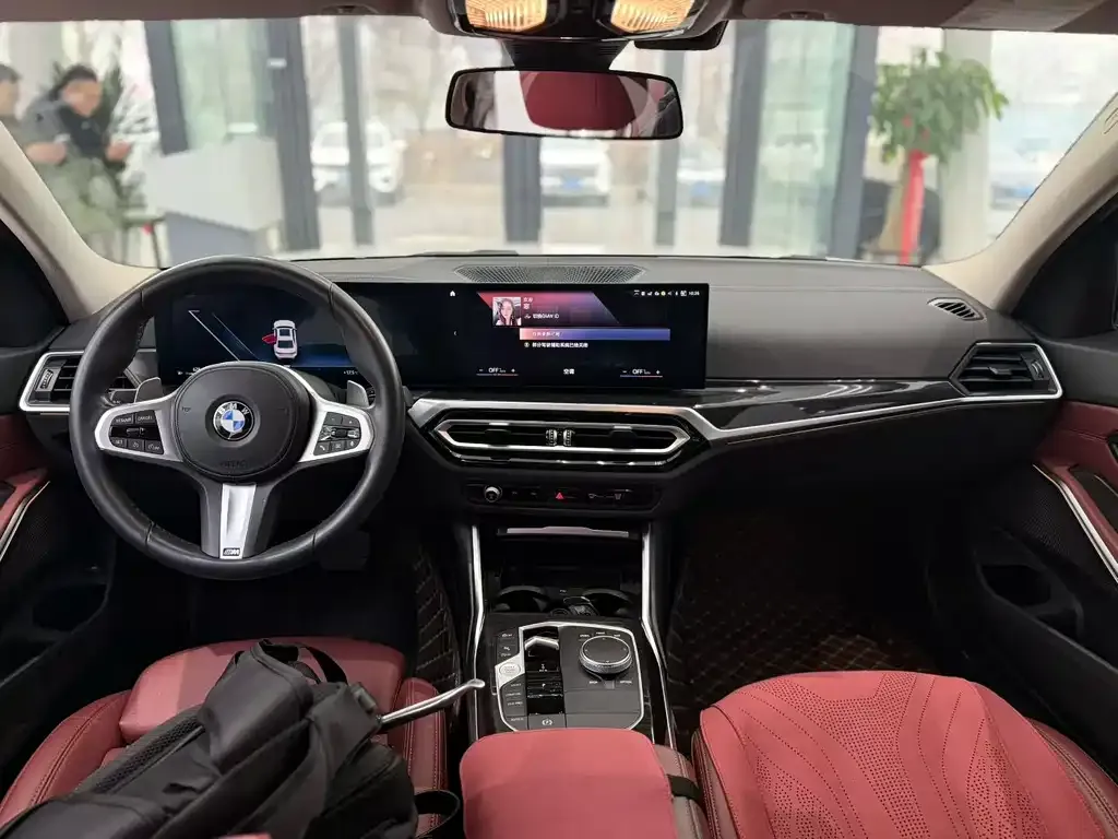 BMW 3 Series 2023 из CN, фото 9