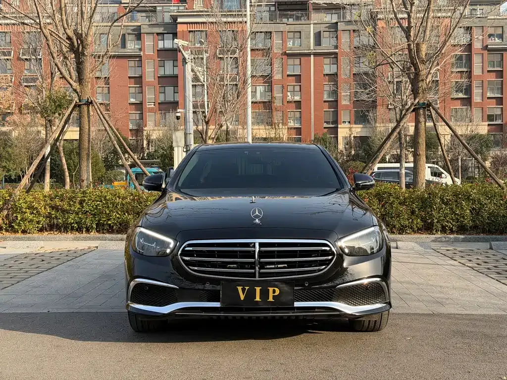 Mercedes-Benz E-Class 2023 из CN, фото 1