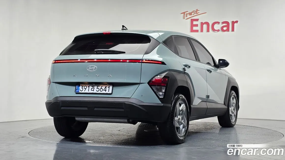 Hyundai Kona — фото 2
