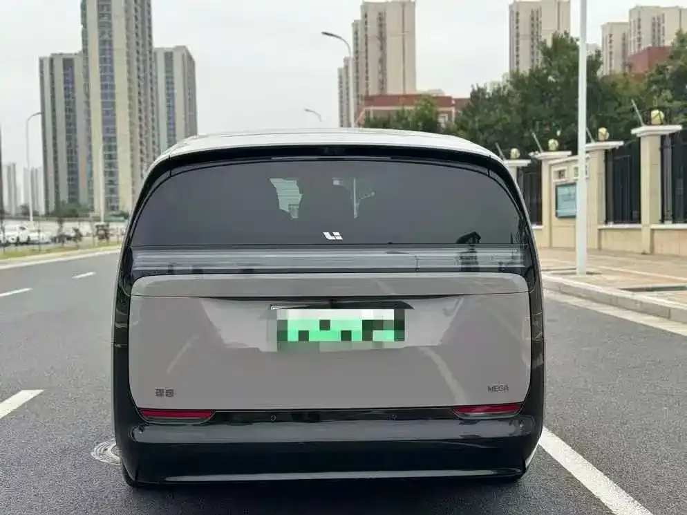 Li Auto MEGA 2024 из CN, фото 7