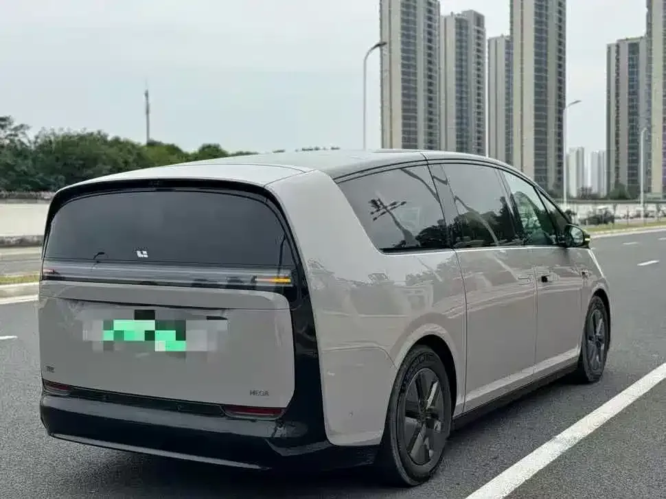 Li Auto MEGA 2024 из CN, фото 8