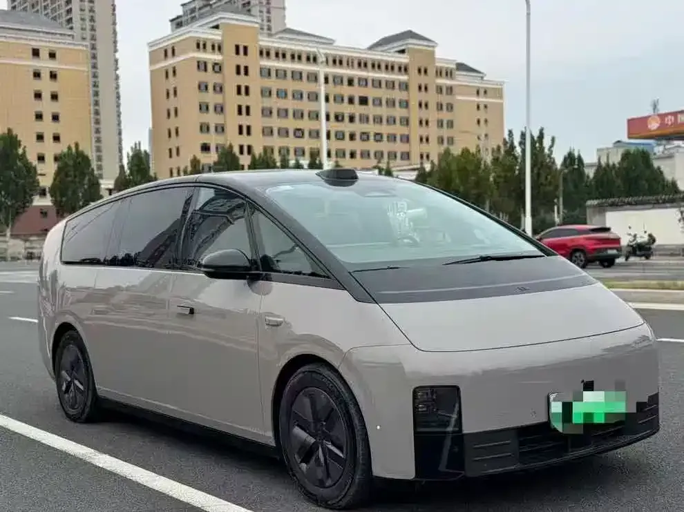 Li Auto MEGA 2024 из CN, фото 9