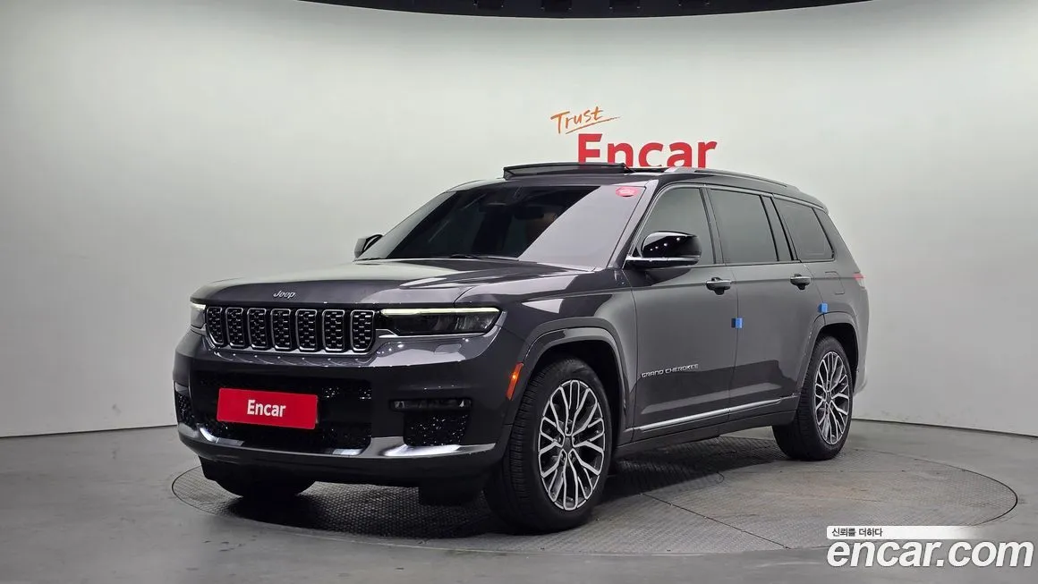 Jeep Cherokee — фото 1