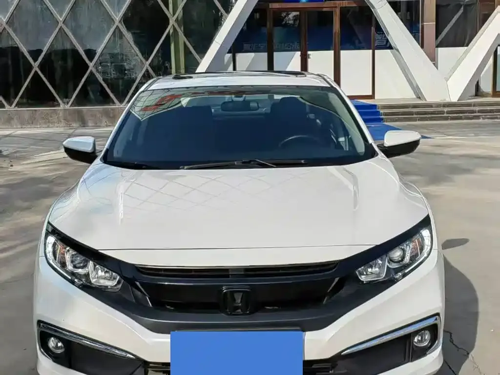 Honda Civic 2021 из CN, фото 2