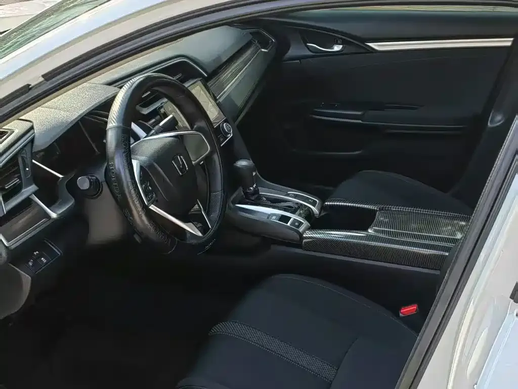 Honda Civic 2021 из CN, фото 4