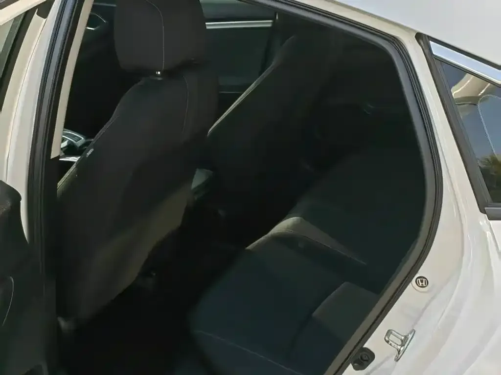 Honda Civic 2021 из CN, фото 6