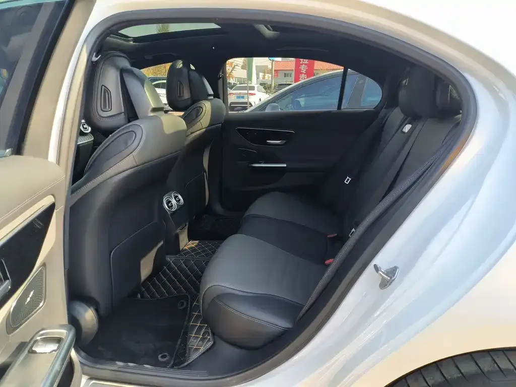 Mercedes-Benz C-Class 2023 из CN, фото 8
