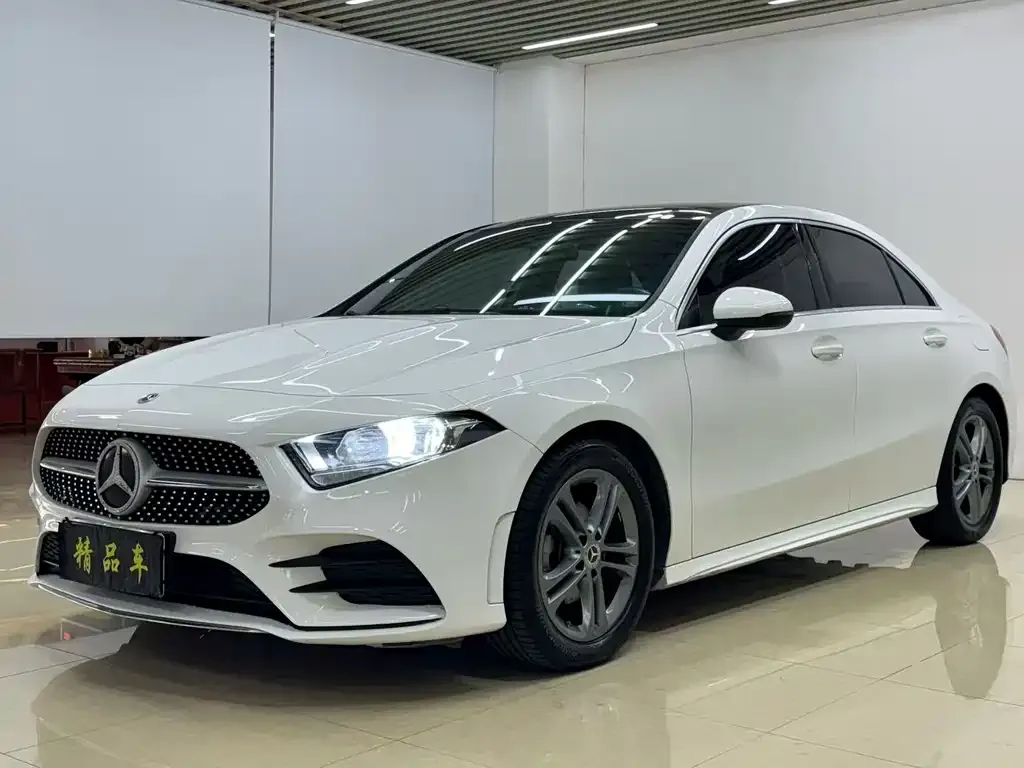 Mercedes-Benz A-Class — фото 1