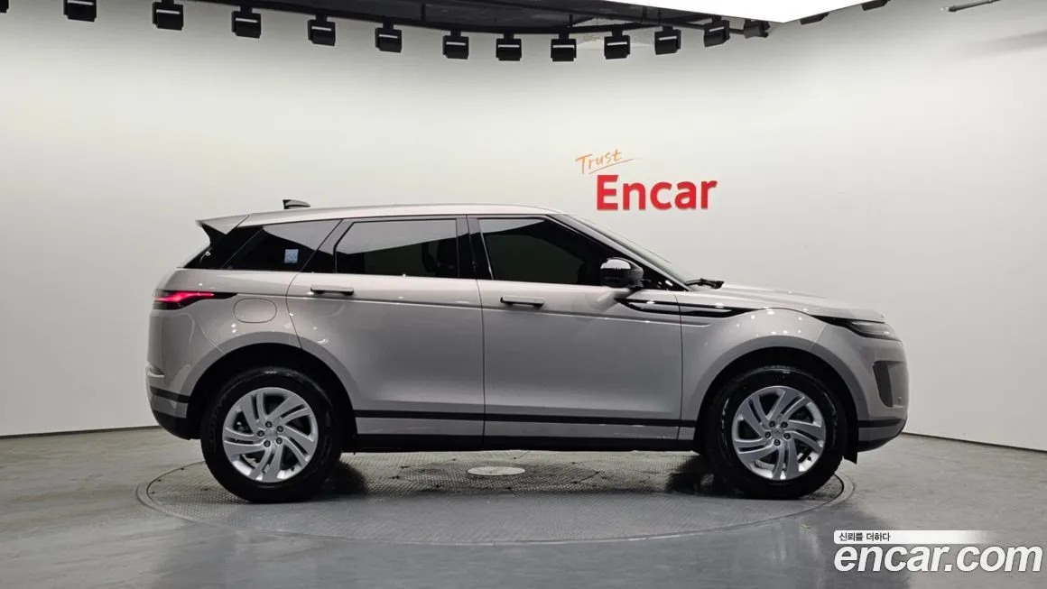 Land Rover Range Rover Evoque 2024 из KR, фото 6