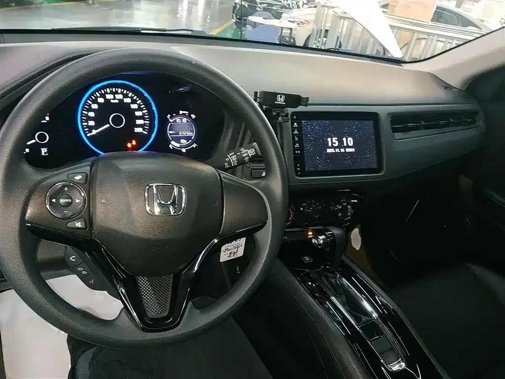 Honda Vezel 2021 из CN, фото 10