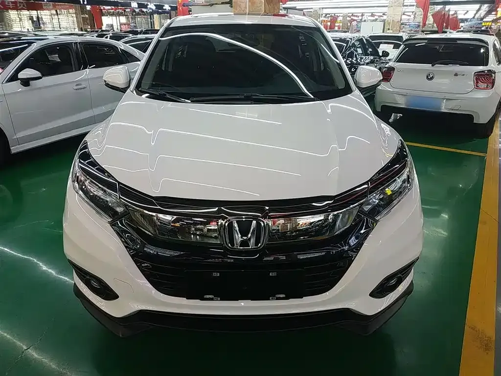 Honda Vezel 2021 из CN, фото 3