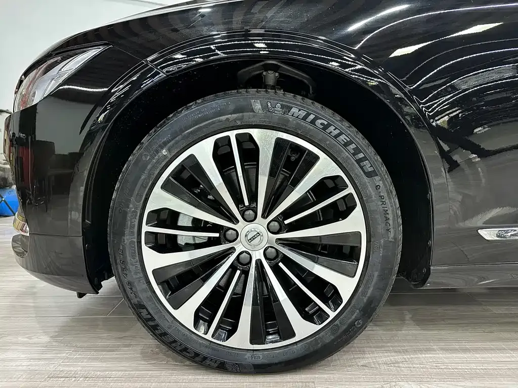 Volvo S90 2024 из CN, фото 5