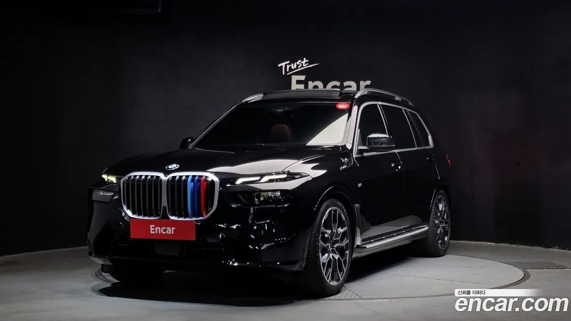 BMW X7 — фото 1