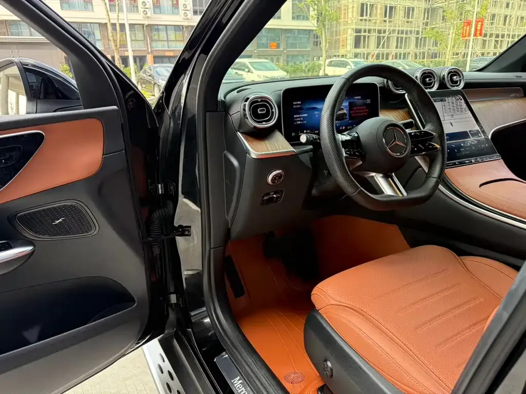 Mercedes-Benz GLC 2024 из CN, фото 10