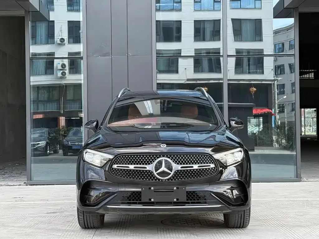Mercedes-Benz GLC 2024 из CN, фото 2