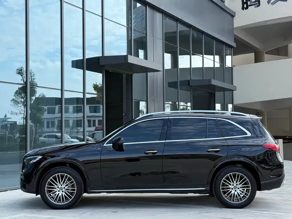 Mercedes-Benz GLC 2024 из CN, фото 4