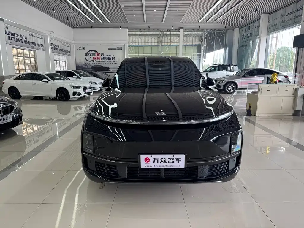 Li Auto L8 2023 из CN, фото 2