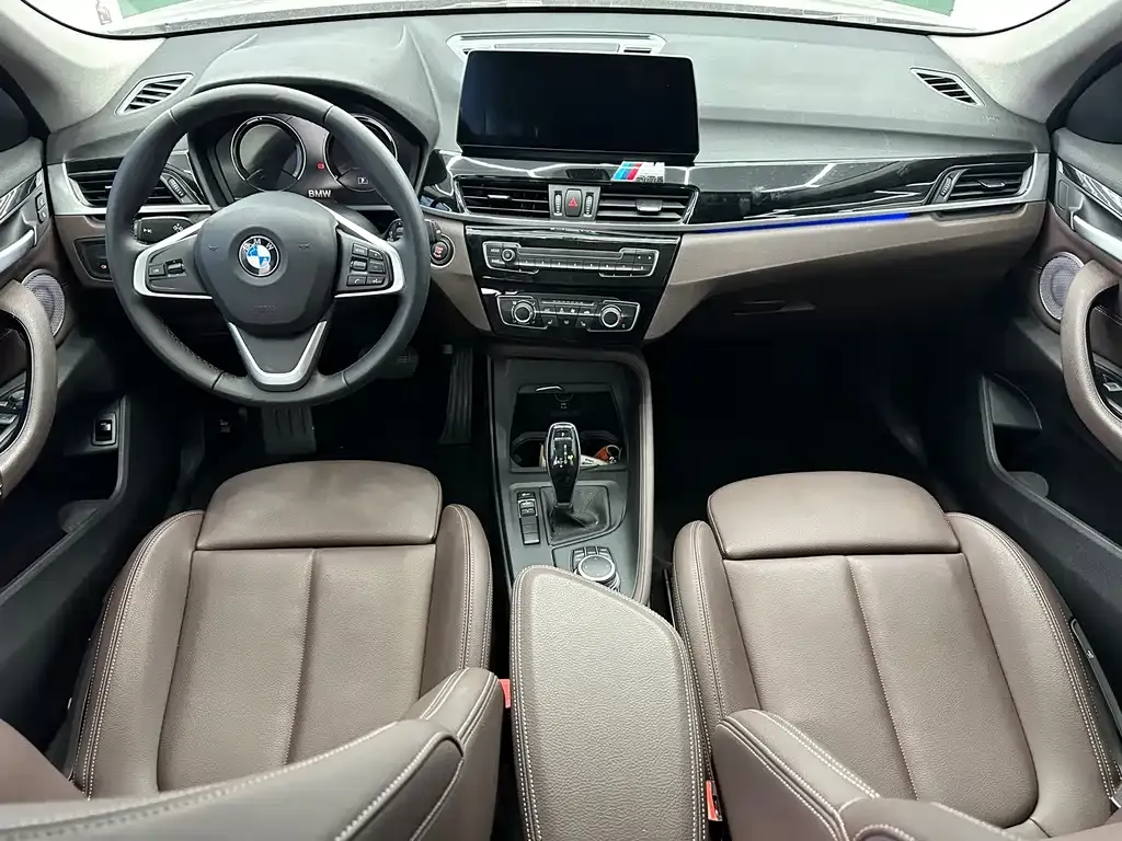 BMW X1 2021 из CN, фото 6