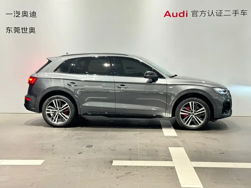 Audi Q5L 2022 из CN, фото 4