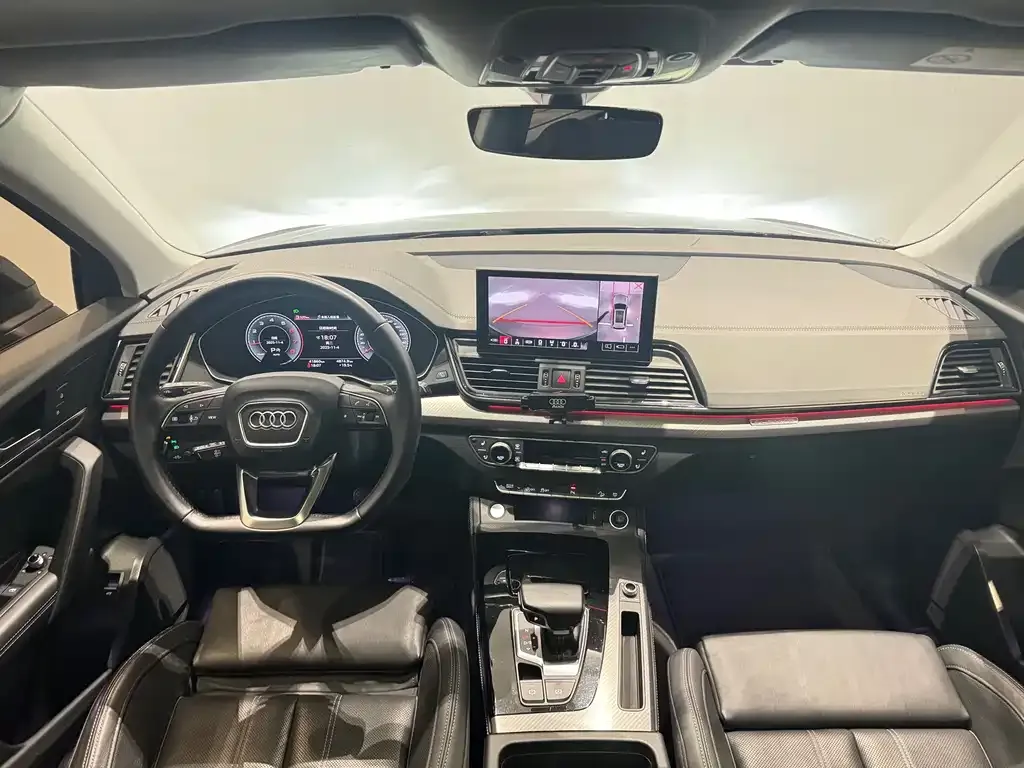 Audi Q5L 2022 из CN, фото 7