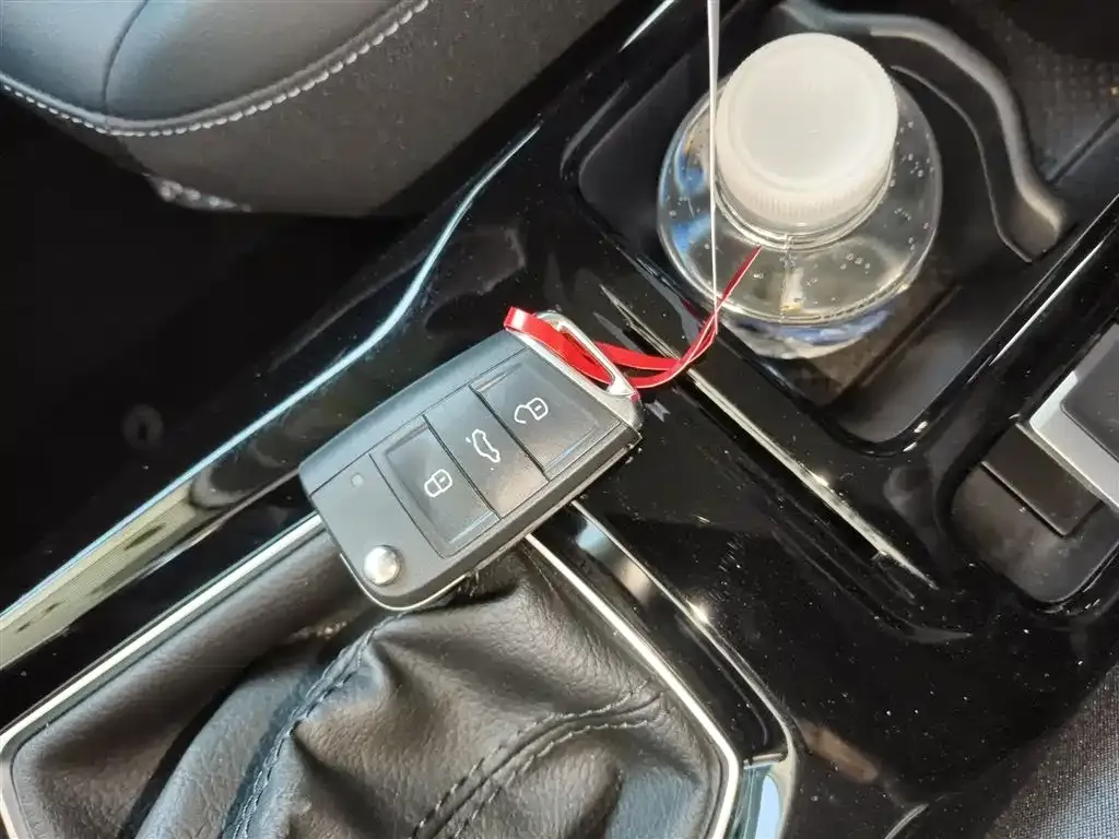 Volkswagen Tharu 2024 из CN, фото 9