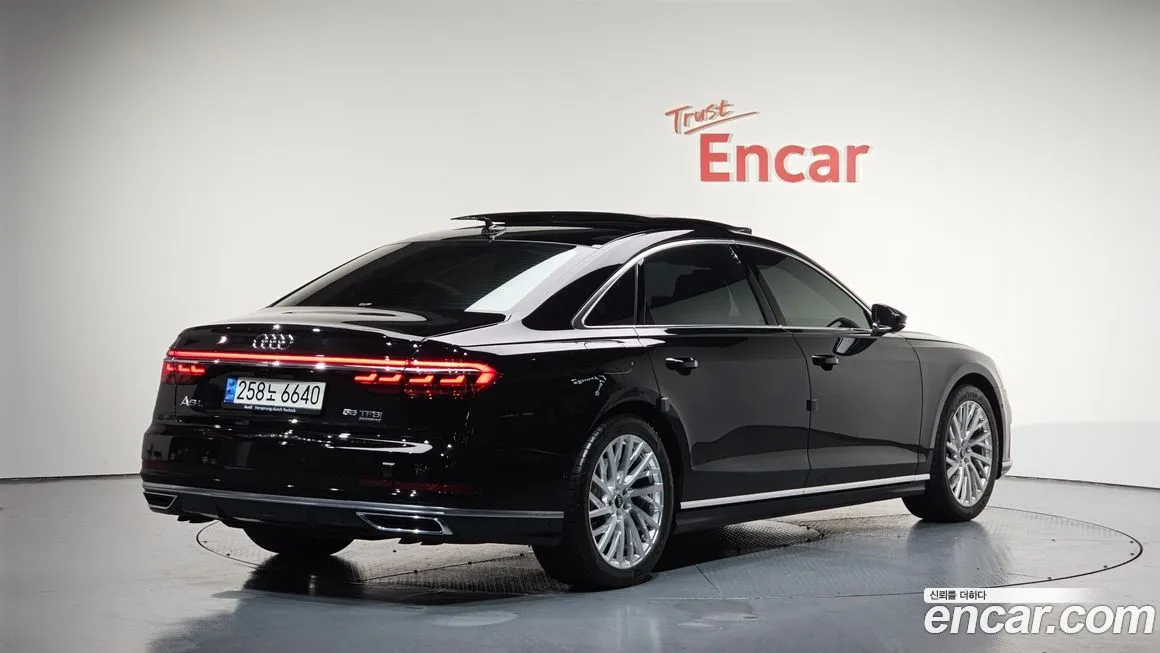Audi A8 2021 из KR, фото 2