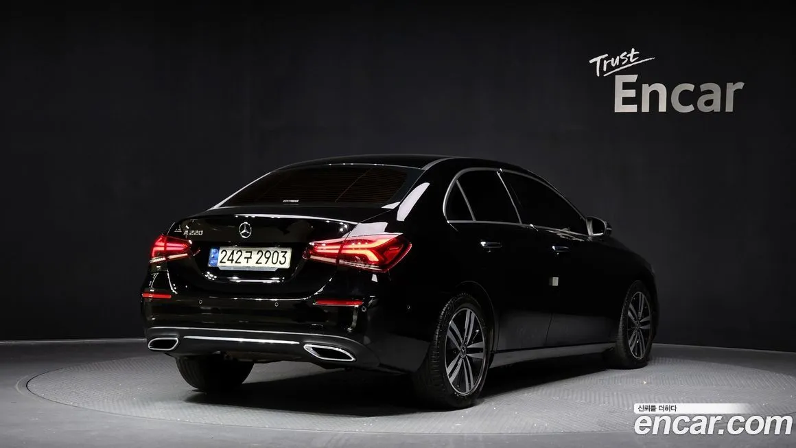 Mercedes-Benz A-Class — фото 2