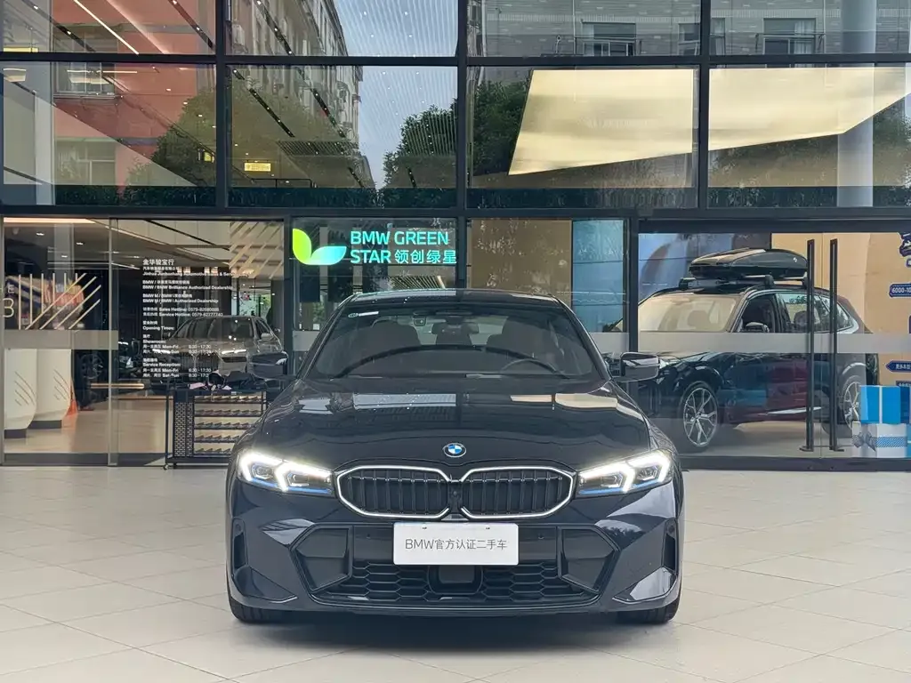 BMW 3 Series 2024 из CN, фото 2