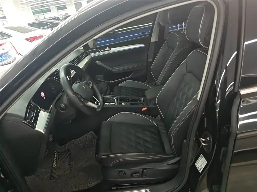 Volkswagen Magotan GTE PHEV 2023 из CN, фото 7