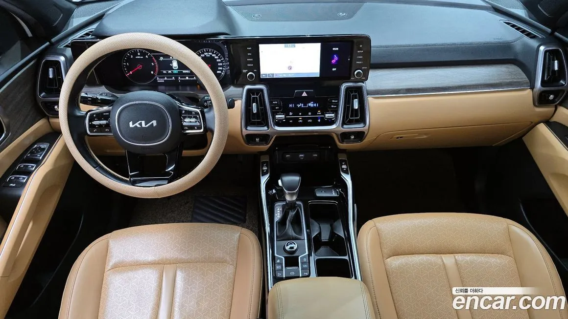 Kia Sorento — фото 7