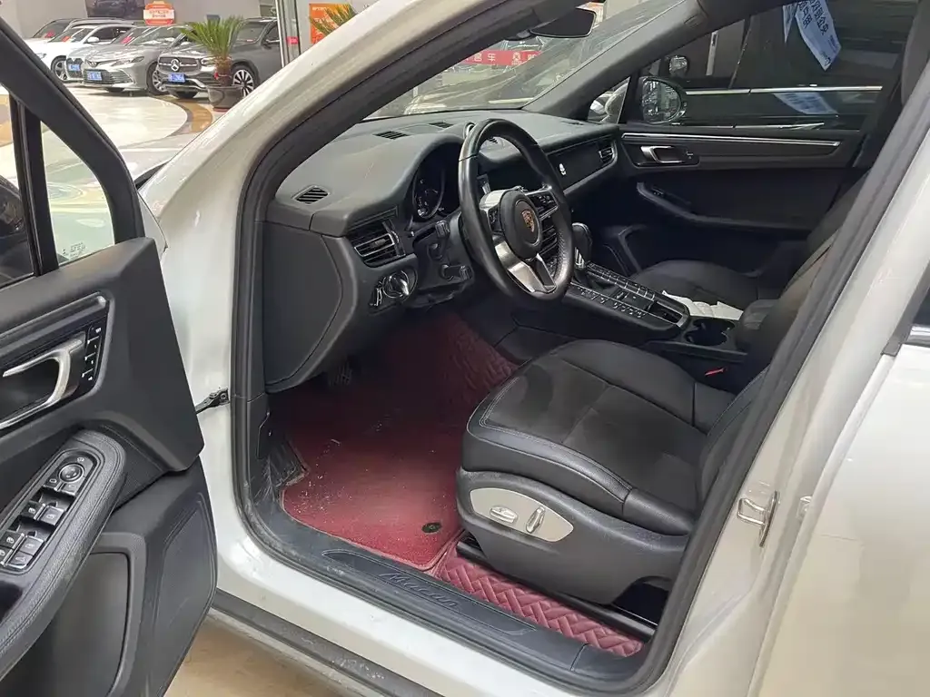 Porsche Macan 2021 из CN, фото 6