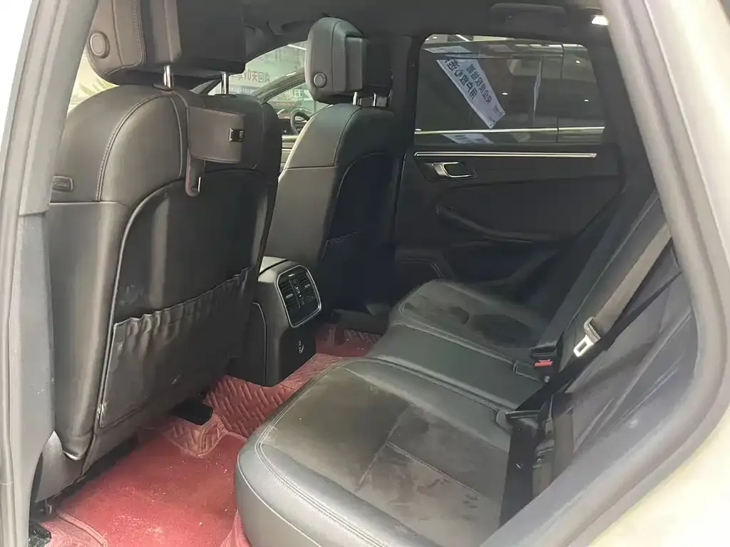 Porsche Macan 2021 из CN, фото 8