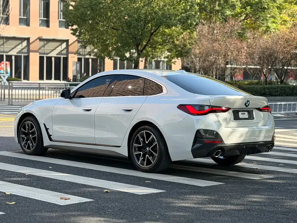 BMW 4 Series — фото 4