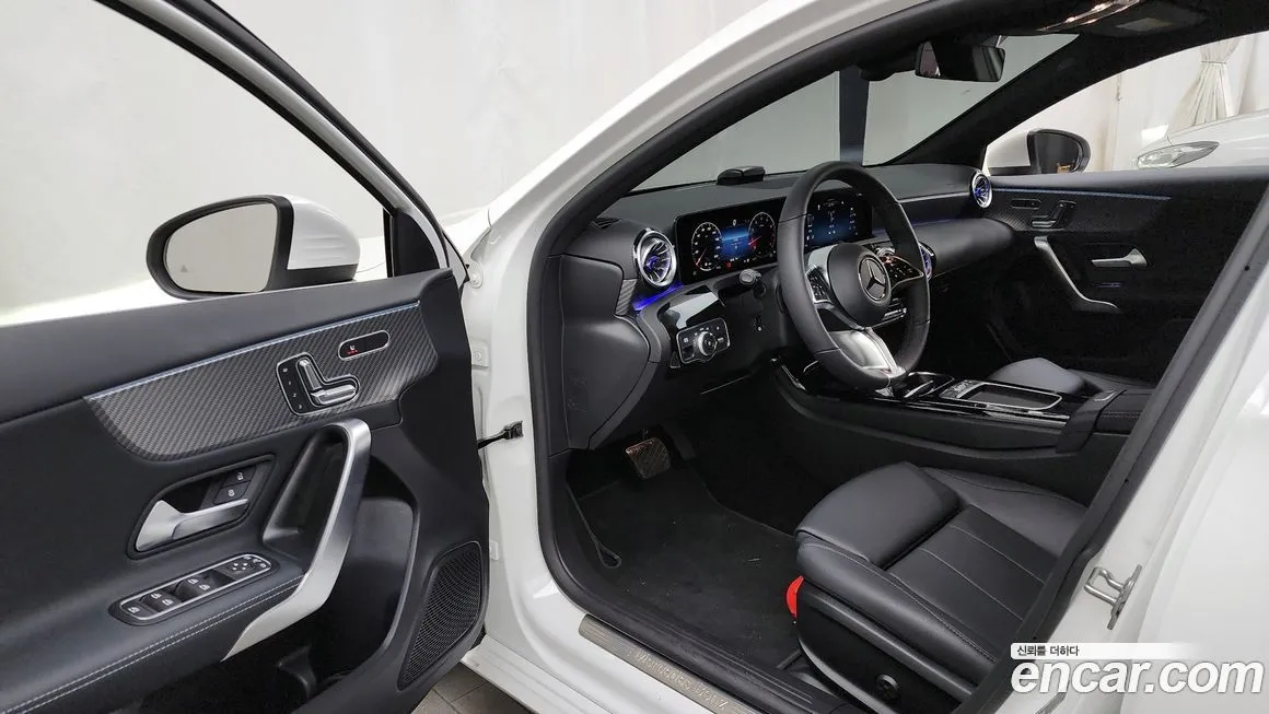 Mercedes-Benz A-Class — фото 10