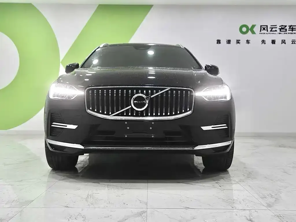 Volvo XC60 2022 из CN, фото 2