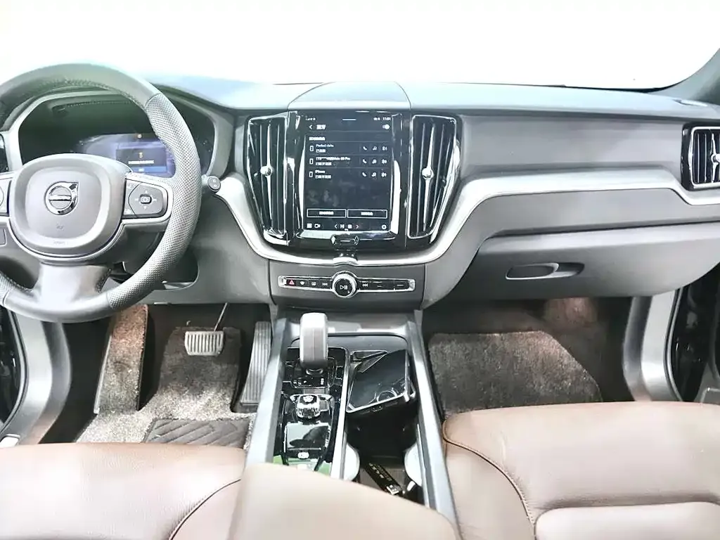 Volvo XC60 2022 из CN, фото 6