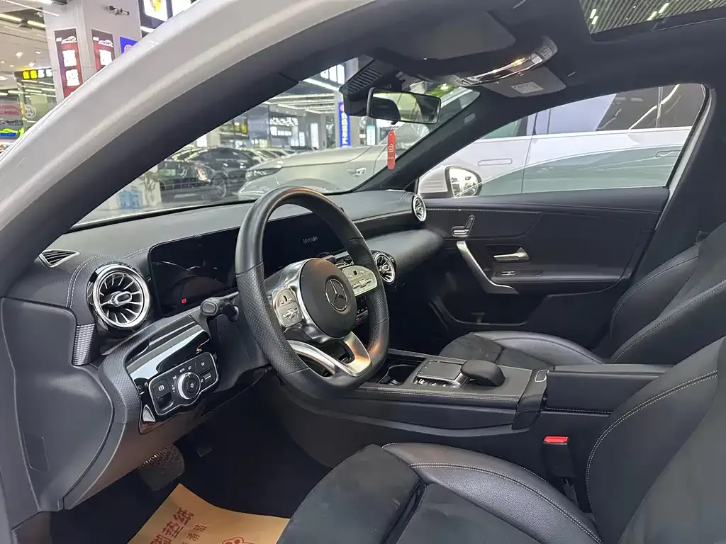 Mercedes-Benz A-Class 2021 из CN, фото 7