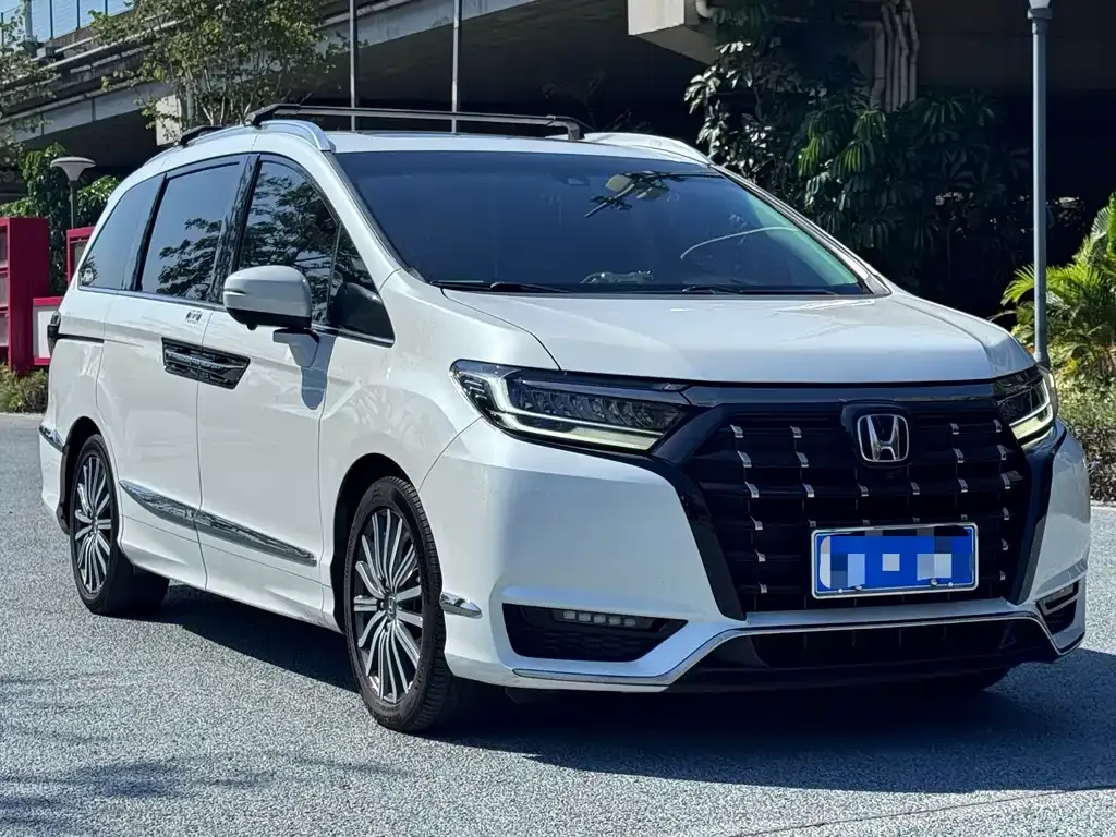 Honda Elysion — фото 3