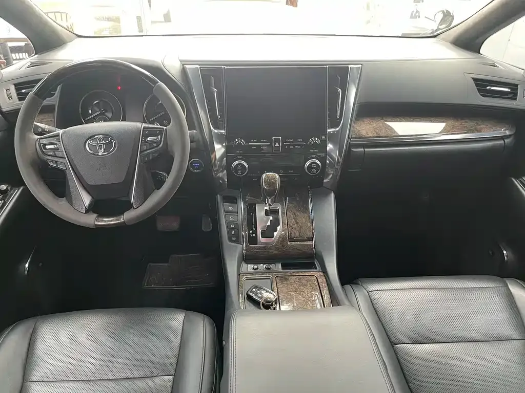 Toyota Vellfire 2022 из CN, фото 3